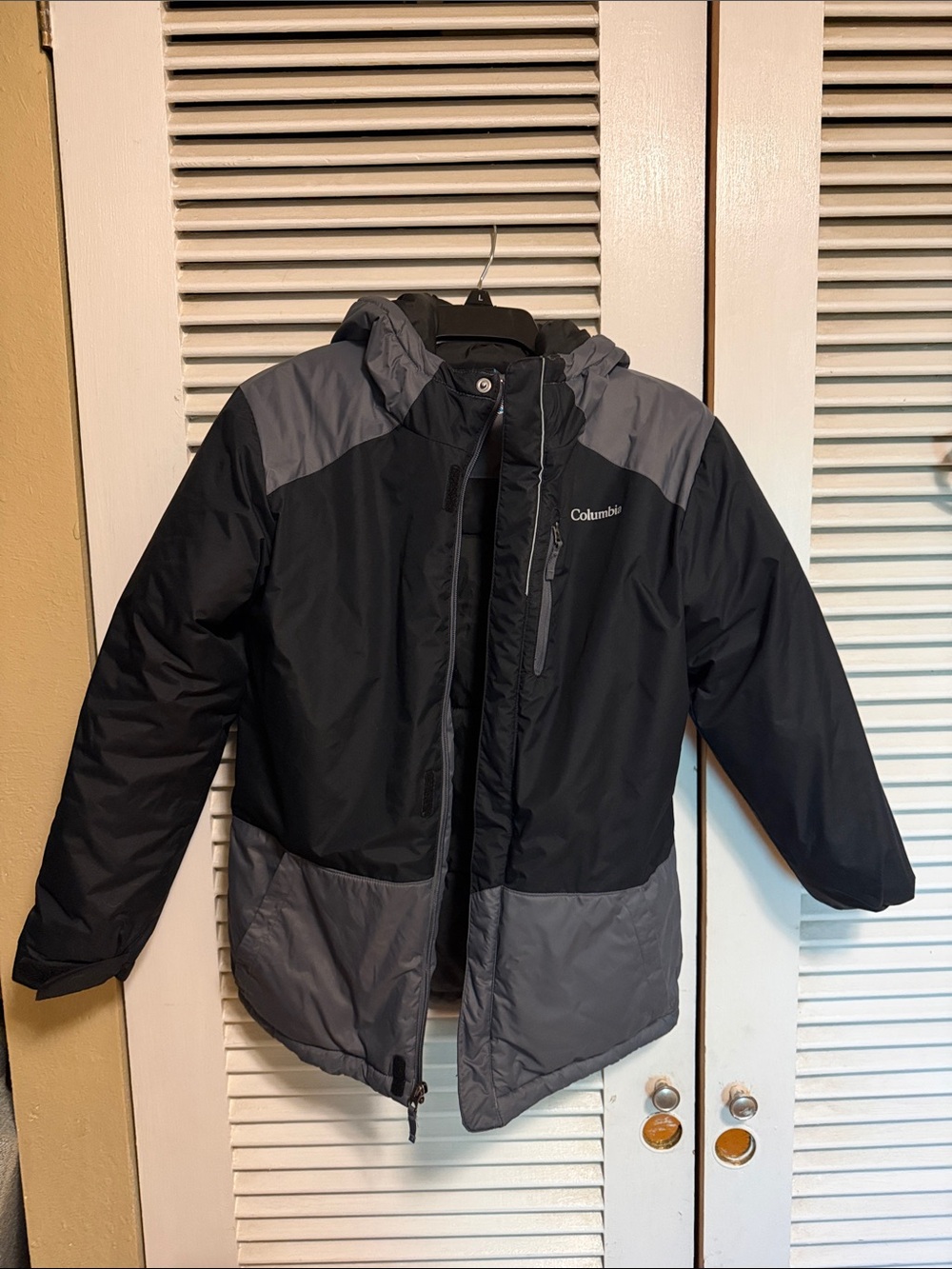 Columbia Kids Black and Gray Hooded Puffer Jacket
